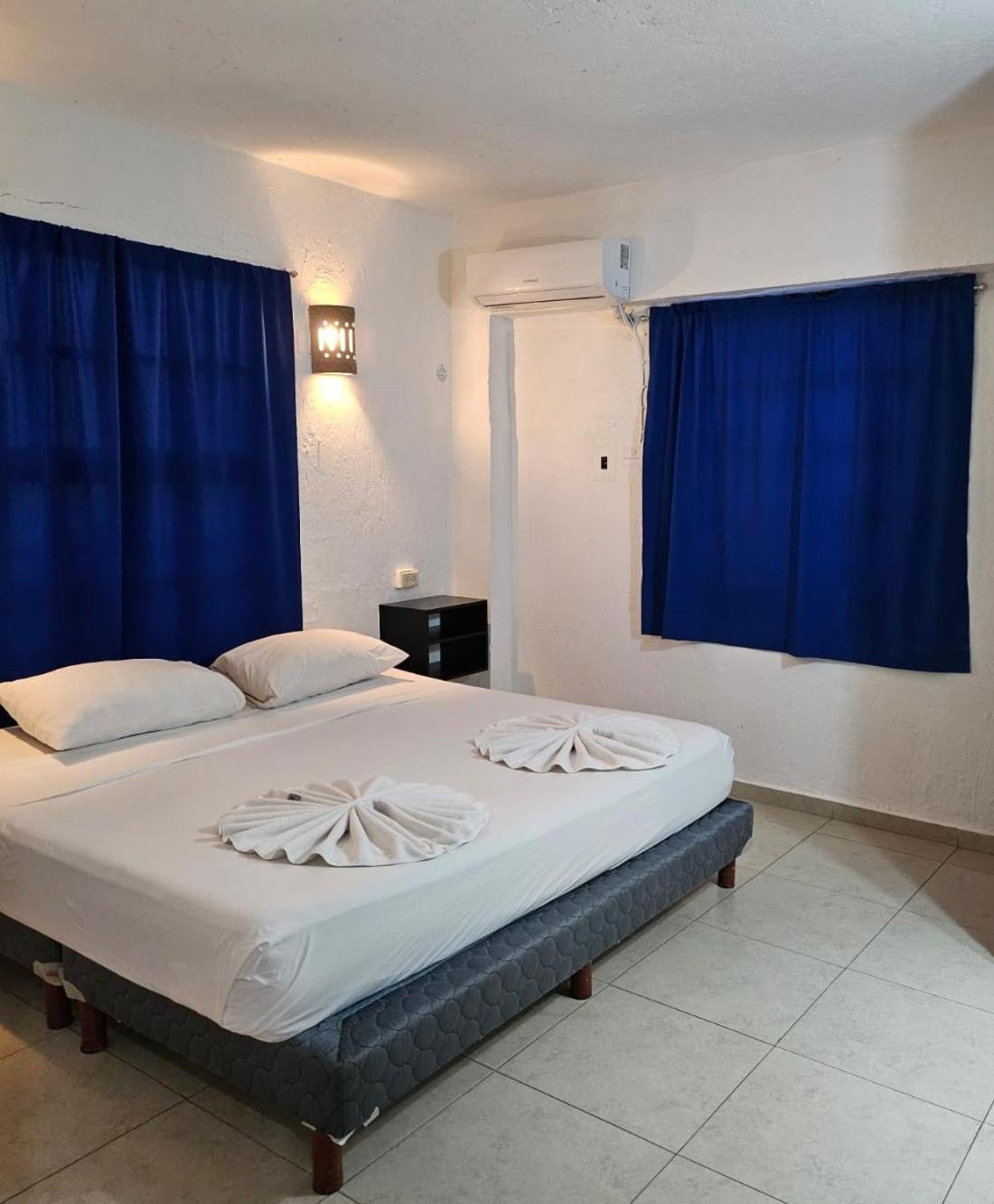 Hotel Hacienda Cancún Esterno foto