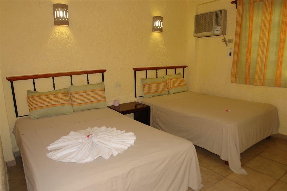 Hotel Hacienda Cancún Esterno foto